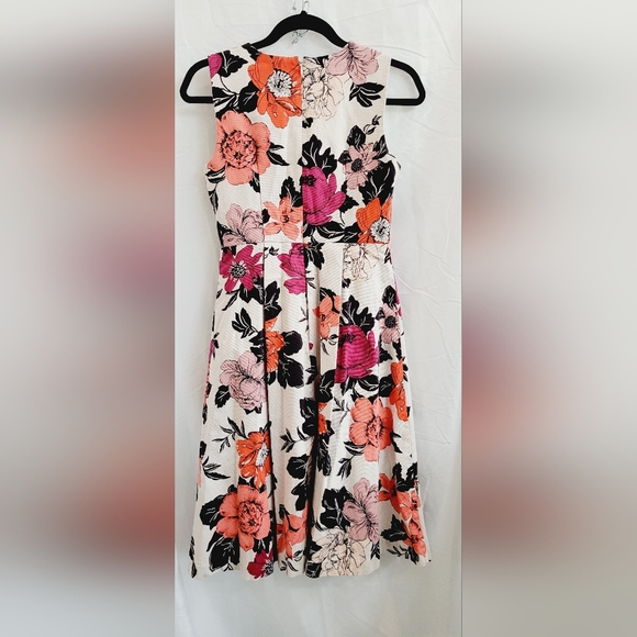 Ann Taylor Sleeveless  V-neck Floral A-line  Dress Size 0 Prom Formal Bridal - Picture 5 of 5